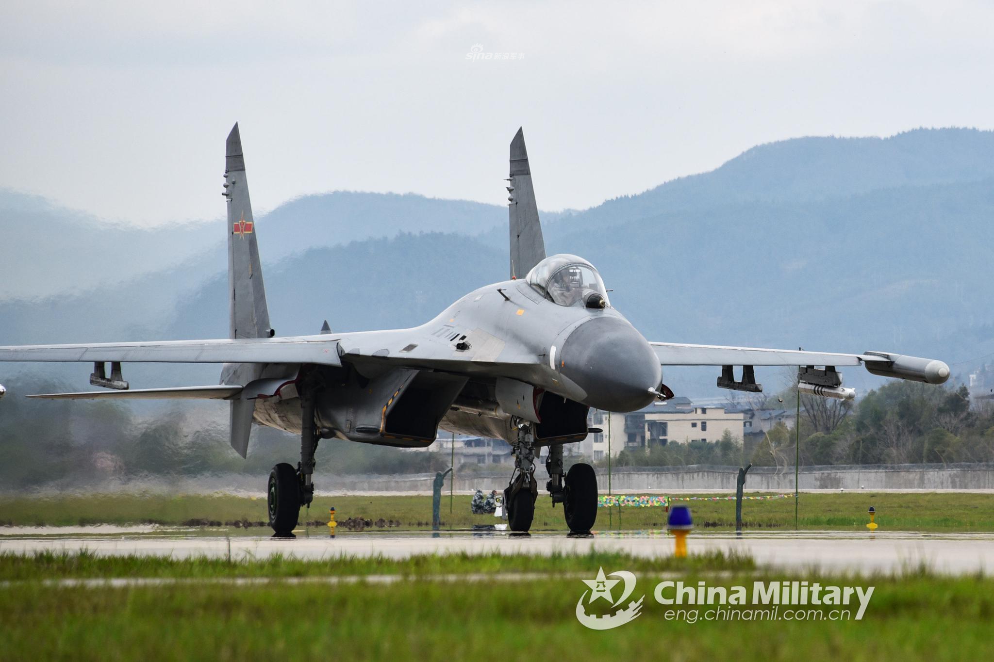 殲-11,，單發(fā)還是雙發(fā)？深度解析中國空軍主力戰(zhàn)機(jī)發(fā)動機(jī)配置特點(diǎn),，深度解析,，殲-11戰(zhàn)機(jī)發(fā)動機(jī)配置特點(diǎn)——單發(fā)還是雙發(fā)？