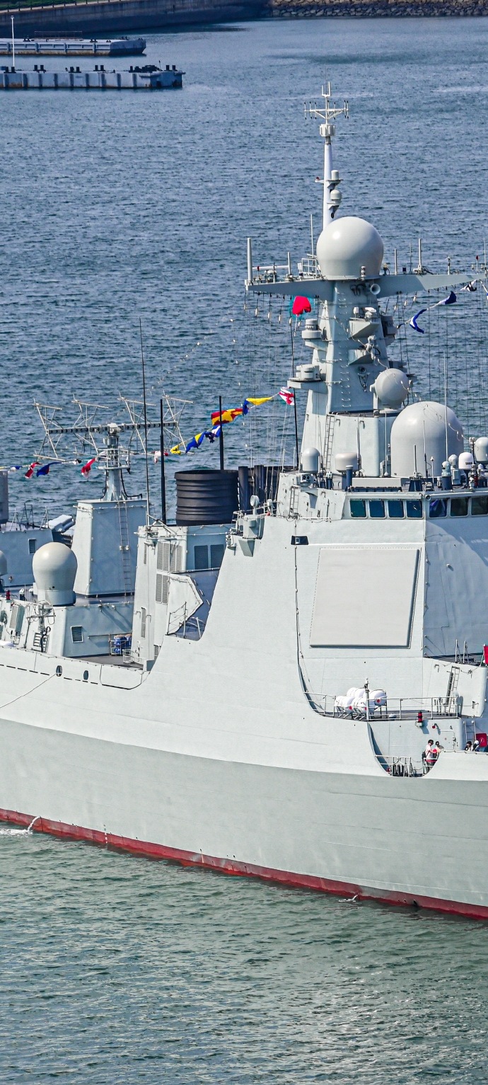 揭秘中國海軍的驕傲，121艦簡介，揭秘中國海軍的驕傲,，揭秘中國海軍艦船之星——揭秘中國海軍的驕傲,，121艦簡介
