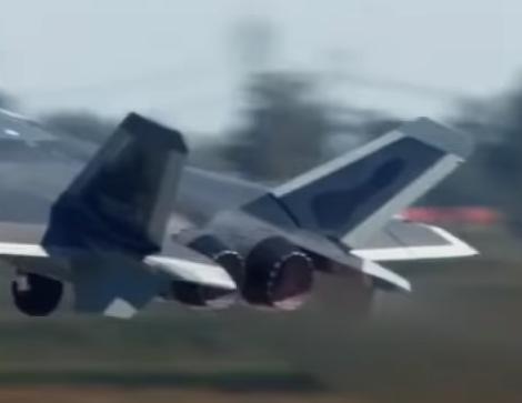 殲二十首飛時間,，揭秘中國空軍最強五代機的誕生歷程,，揭秘中國空軍最強五代機殲-20的誕生歷程及首飛時間