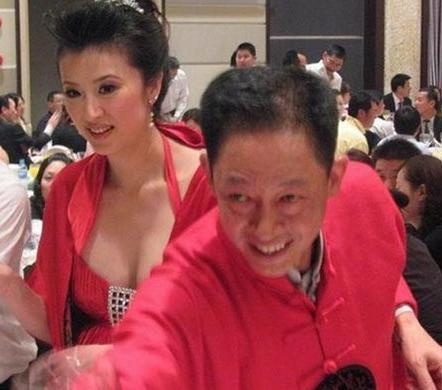 王志文的六位妻子，揭秘背后的故事與傳奇，王志文的六位妻子，背后的故事與傳奇揭秘
