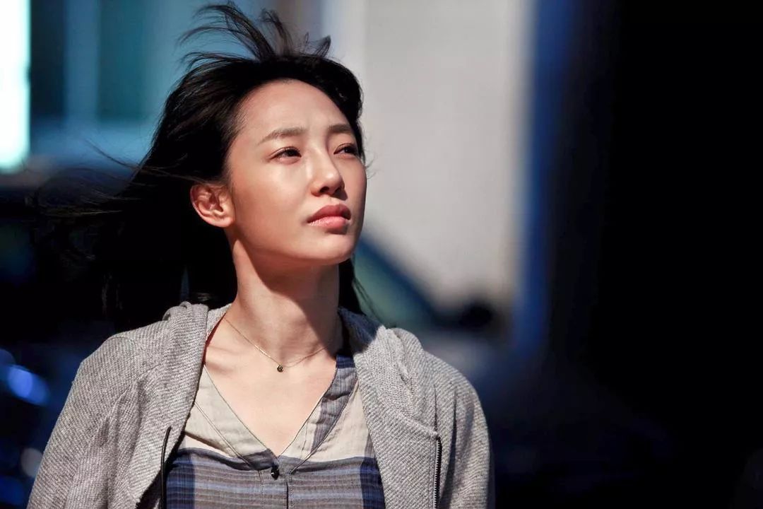白百何演過(guò)的電影，一位才華橫溢的女演員的電影之旅，白百何的電影之旅，才華橫溢的女演員的風(fēng)采
