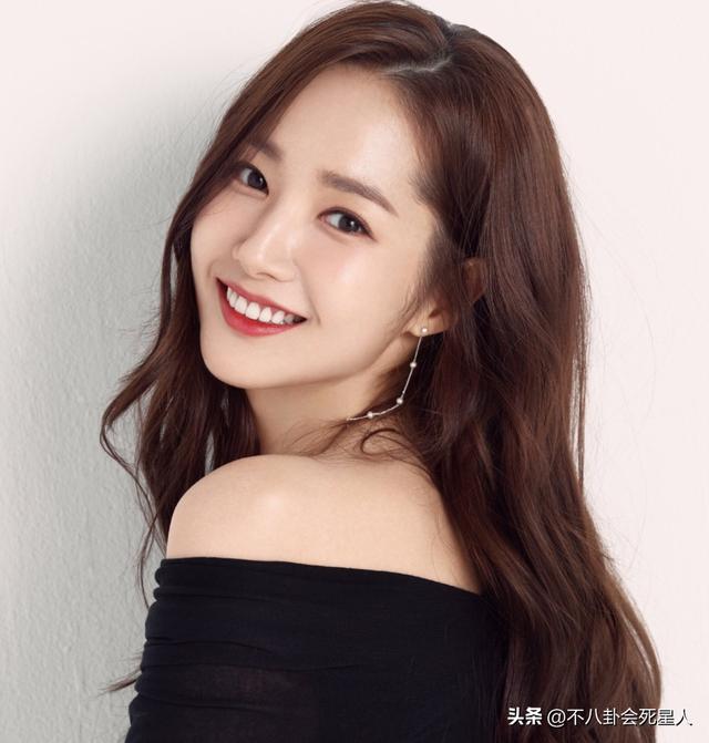 韓國(guó)目前最紅女藝人是誰(shuí)——深度解析熱門(mén)韓國(guó)女星，韓國(guó)最紅女藝人深度解析，揭秘?zé)衢T(mén)女星魅力之源