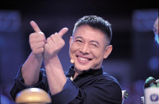 李連杰現(xiàn)狀探究，功夫巨星的傳奇人生，李連杰傳奇人生現(xiàn)狀揭秘，功夫巨星的輝煌歲月