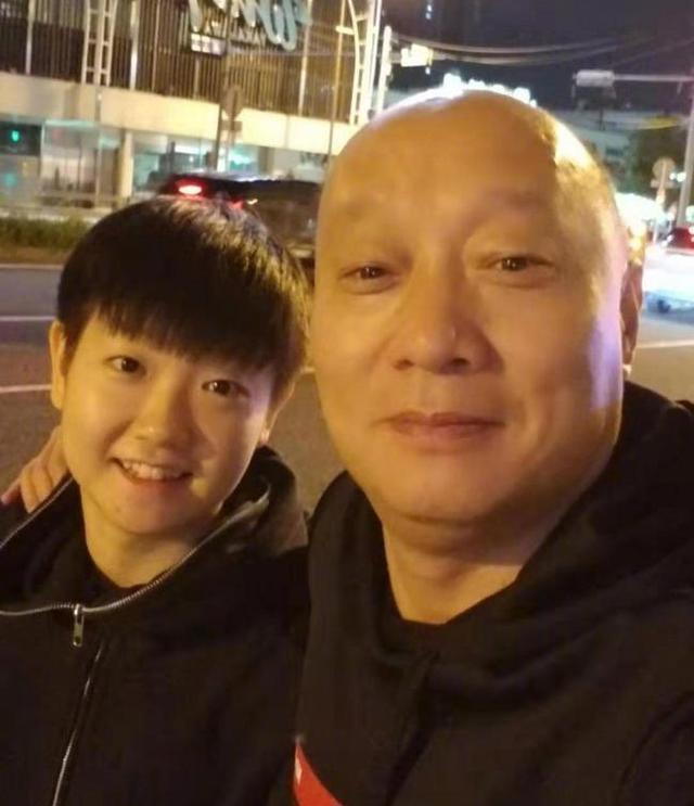 王楚欽的父母背景介紹，王楚欽家庭背景揭秘，父母身份引人關(guān)注