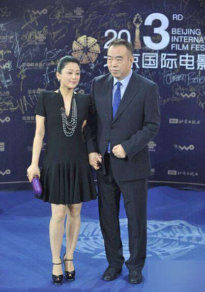 陳凱歌有幾任妻子，深度解析背后的故事，陳凱歌的婚姻歷程，幾任妻子背后的深度故事