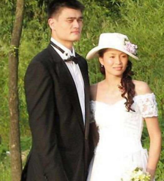姚明的老婆個(gè)人資料，揭秘神秘女子的魅力與故事，揭秘姚明神秘妻子，她的魅力和故事獨(dú)家曝光