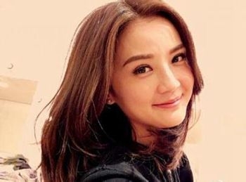 Twins組合，揭秘兩位璀璨明星的個(gè)人資料，Twins組合揭秘，兩位璀璨明星的個(gè)人資料全解析